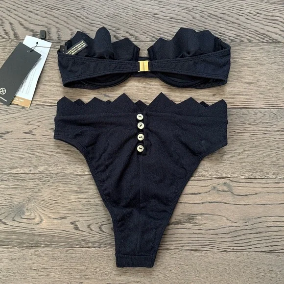 Vix Firenze Imani Bandeau and High Waisted Hot Pants Bikini - Picture 2 of 8